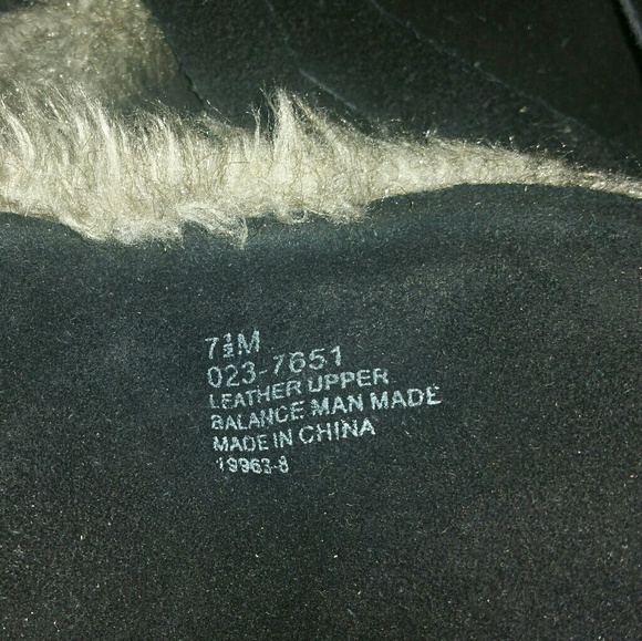 ANA boots with the Faux Fur - Picture 2 of 7